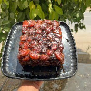 تصویر 1 از خرما زاهدی شیره دار دارای بافت مرطوب و طعم طبیعی